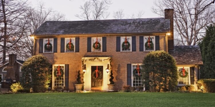 Sell Your Home During the Holiday Season